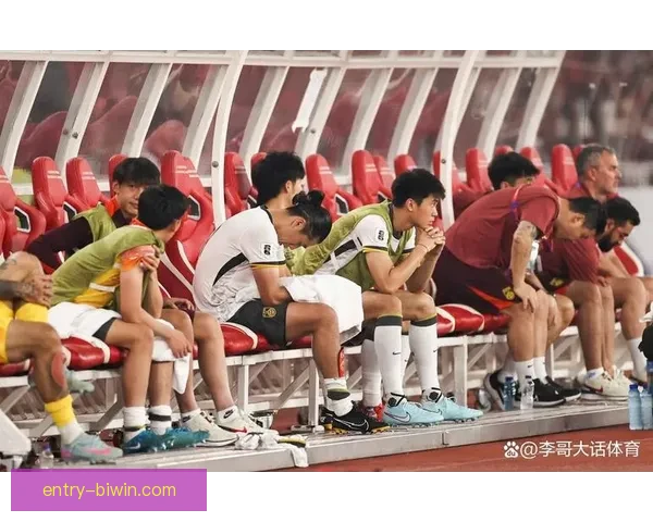 中国无缘2026世界杯后国足困局再引热议青训改革成最后希望
